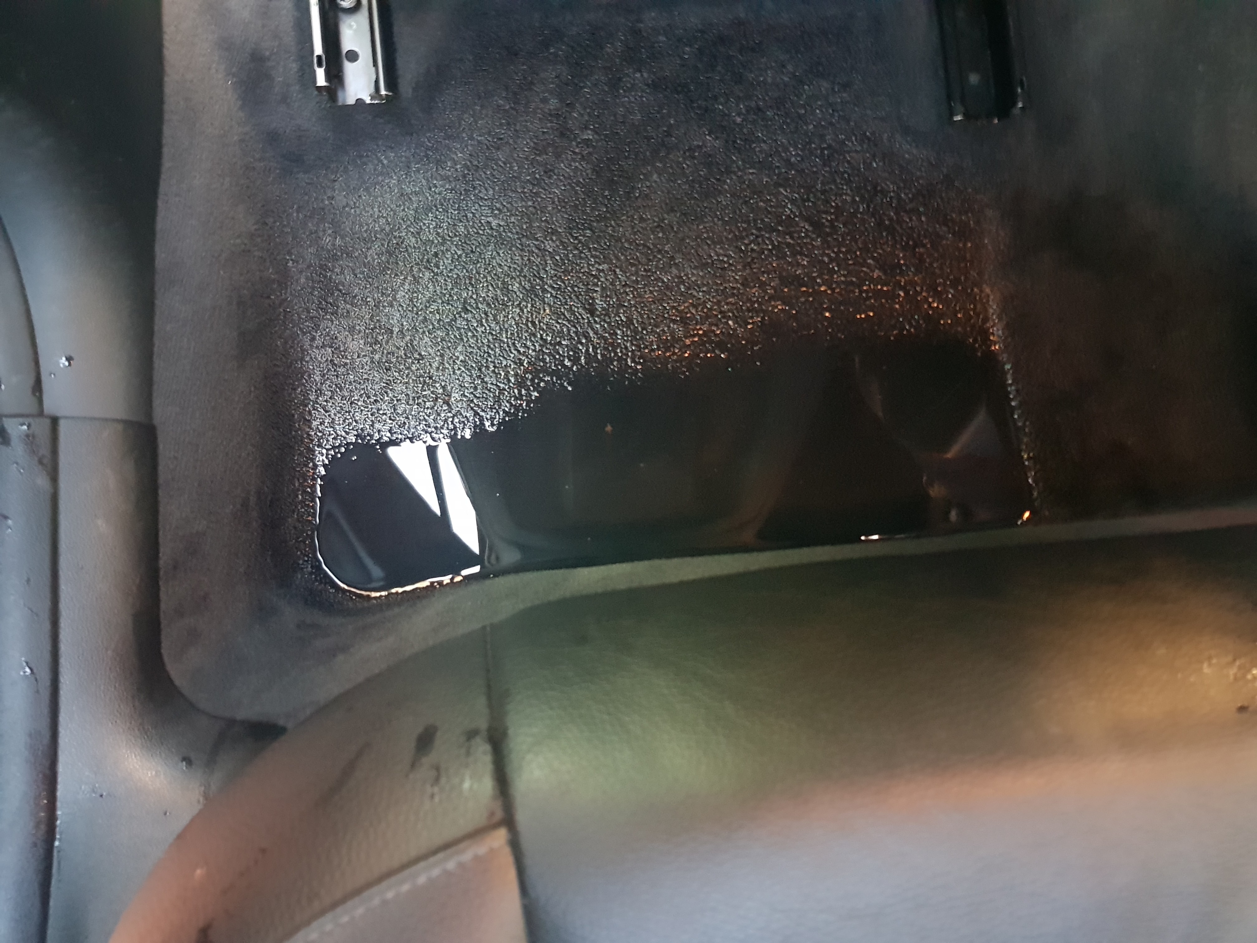 E90 LEAK! rear passenger side