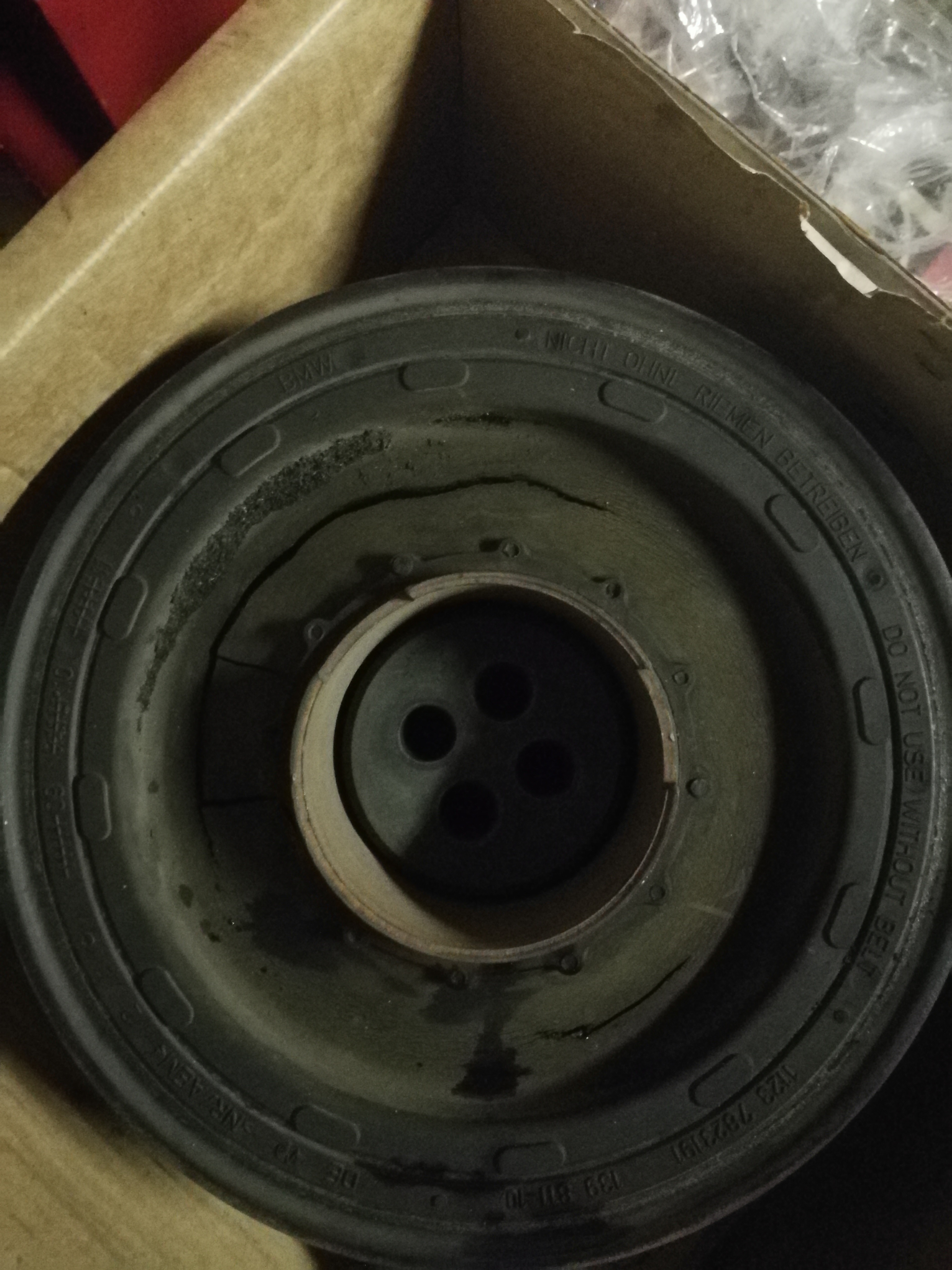 E90 LCI 320d Damper Pulley replacement BMWFanatics