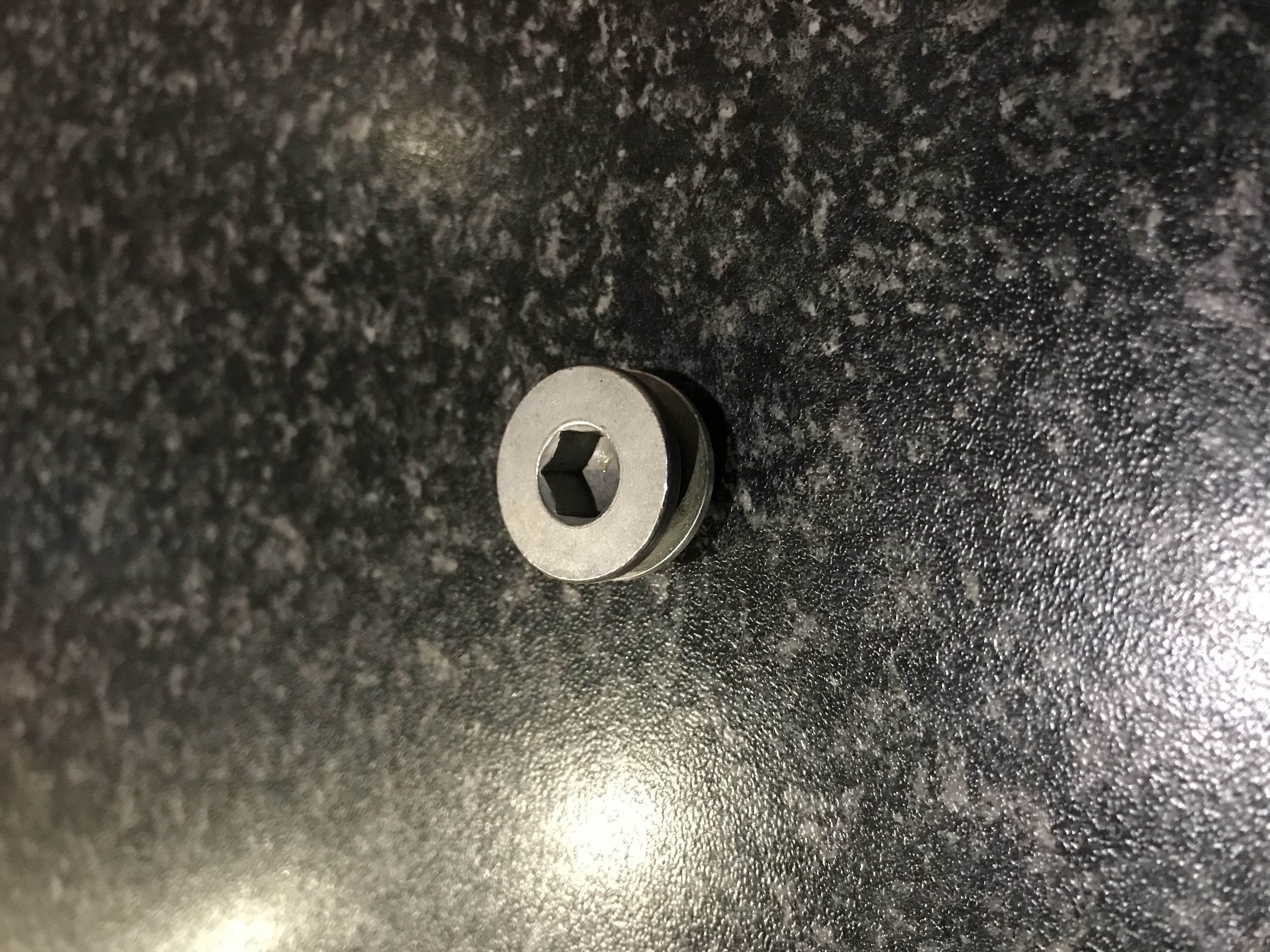 E90 320i oil leak BMWFanatics