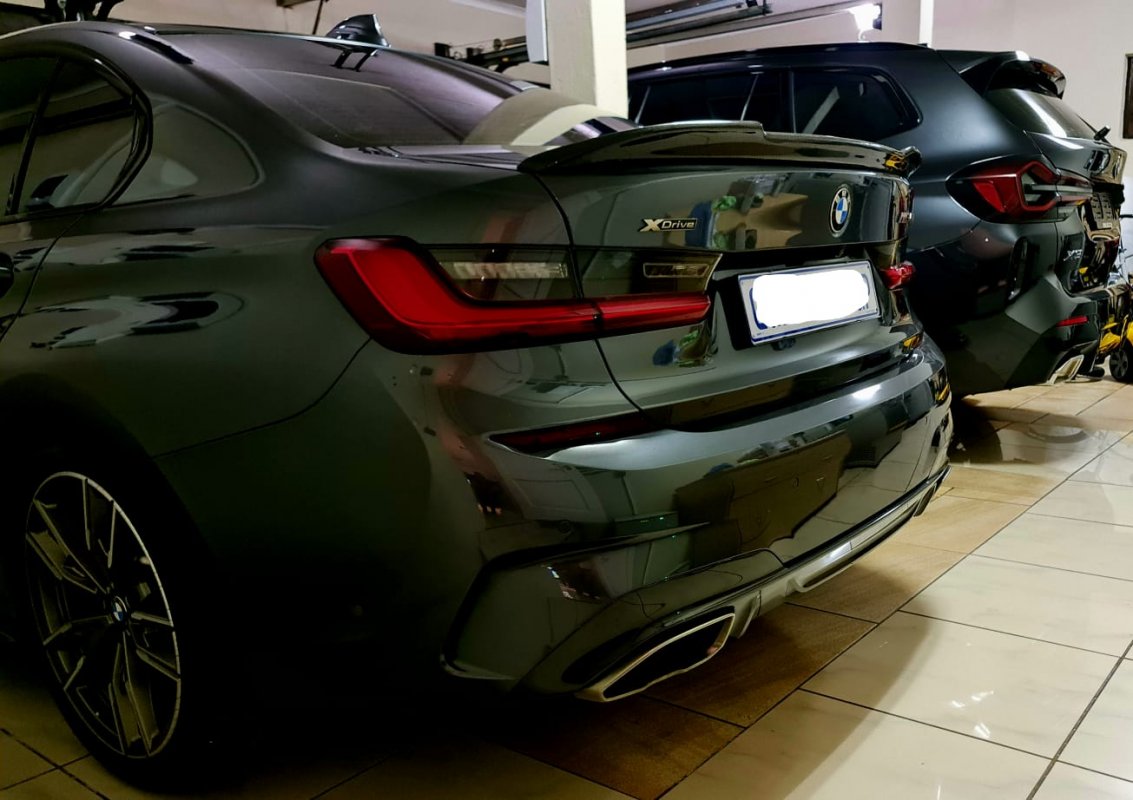 M340i Carbon Spoiler1.jpg