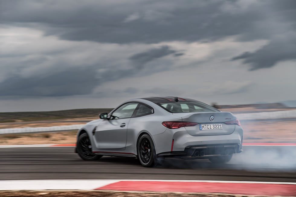 2023-bmw-m4-csl-105-1652905668.jpg