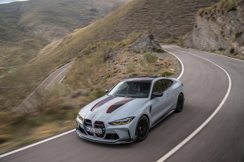 2023-bmw-m4-csl-113-1652905672.jpg