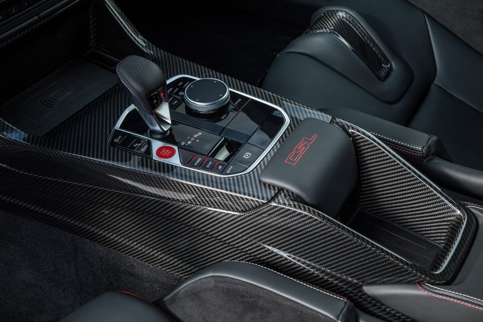 2023-bmw-m4-csl-127-1652905678.jpg