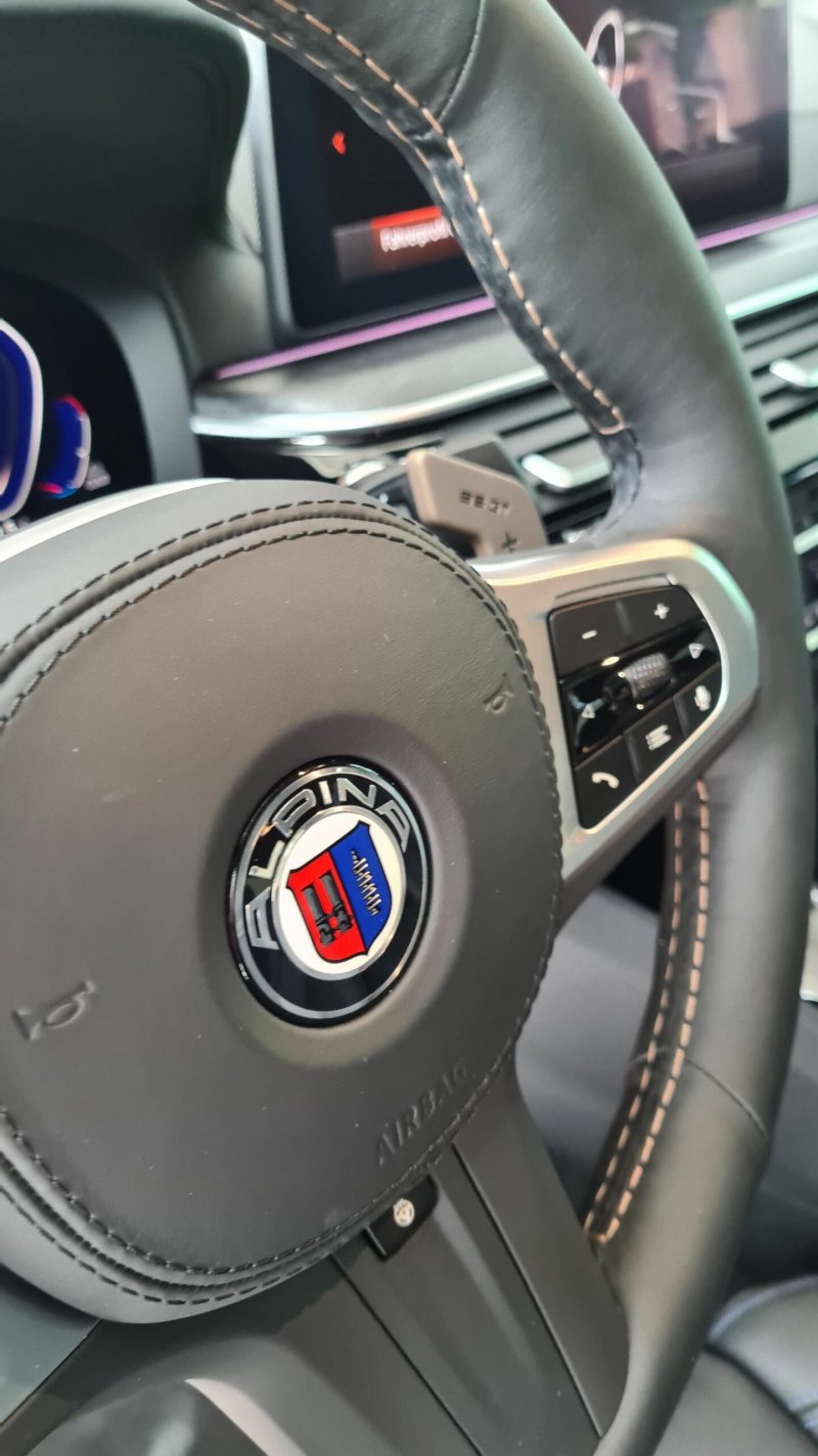 alpina-b5-gt-12-scaled.jpg