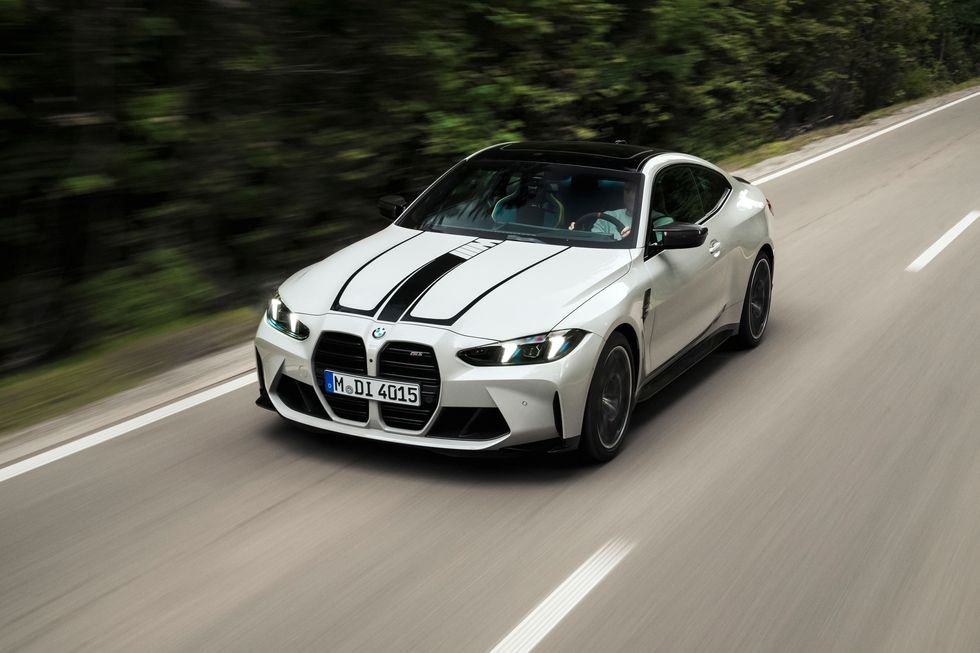 2025-bmw-m4-coupe-front-three-quarters-motion-65b935ea5dde6.jpg