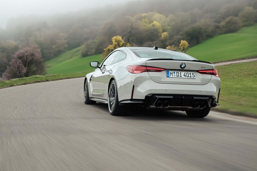 2025-bmw-m4-coupe-rear-three-quarters-motion-3-65b935e81e852.jpg