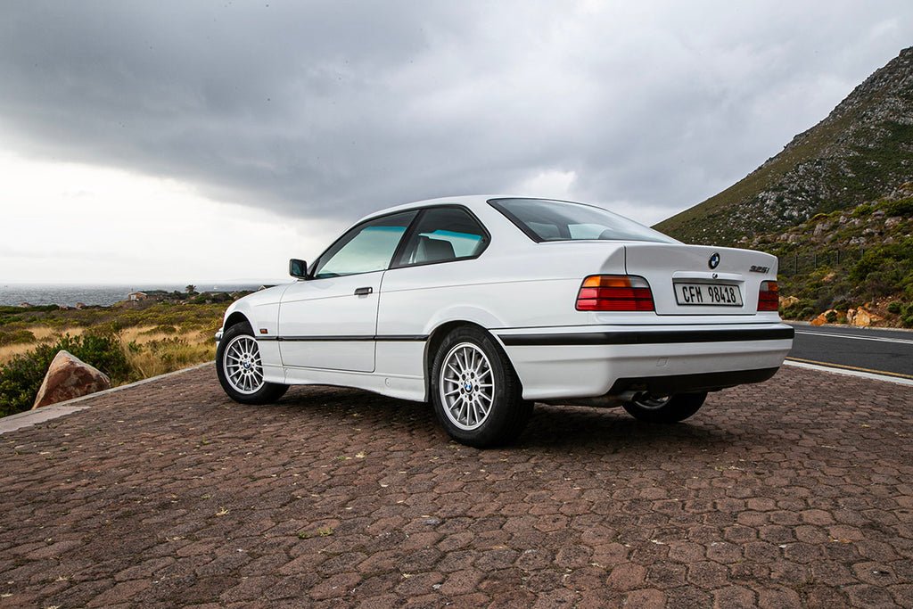 E36_BMW_325i_Coupe.2_1024x1024.jpg