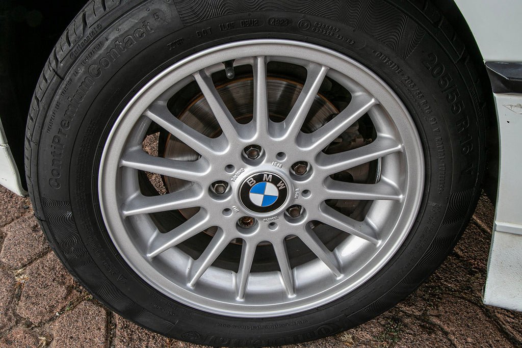 E36_BMW_325i_Coupe.4_1024x1024.jpg