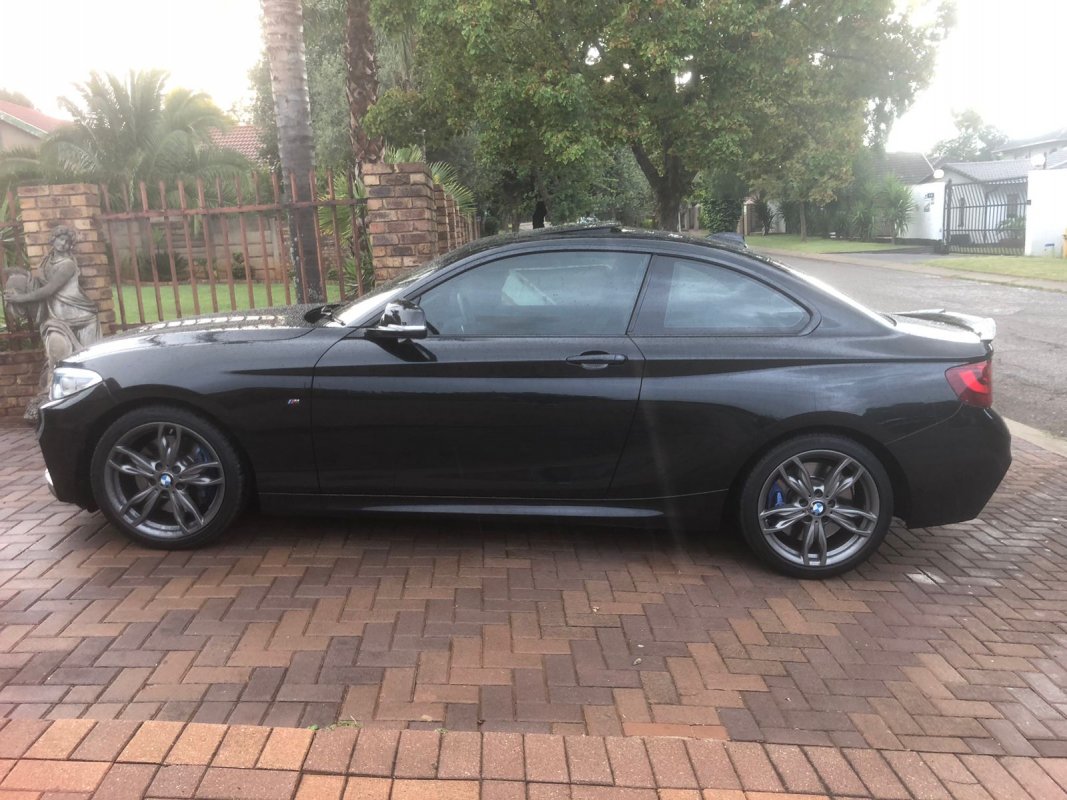 M240i 2.jpg