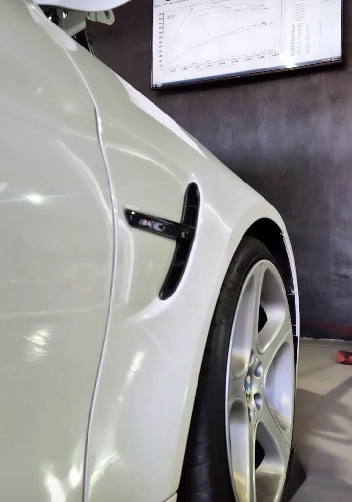 Right Front.jpg