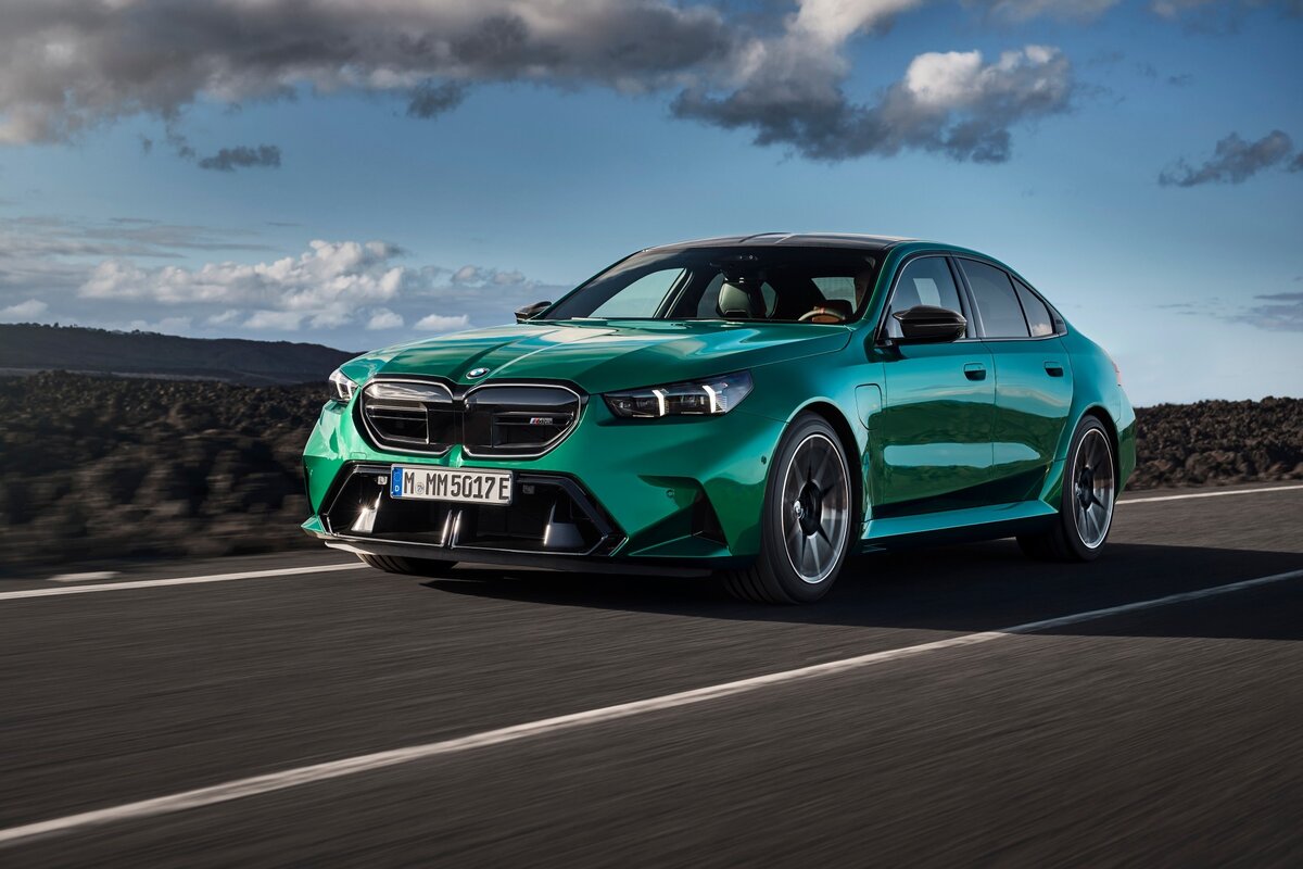 P90557401_lowRes_the-all-new-bmw-m5-0.jpg