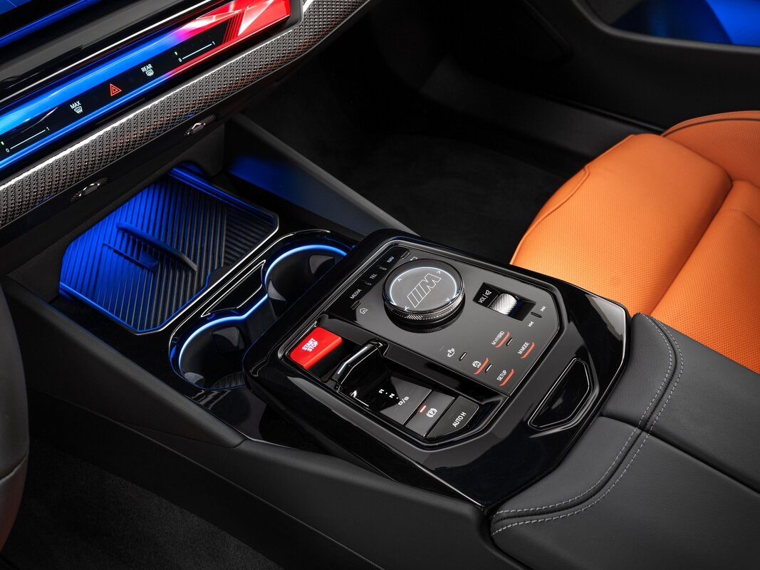 P90557439_lowRes_the-all-new-bmw-m5-0.jpg