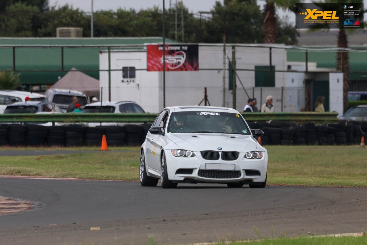 BMW2026TT2-0360-1 (Large).jpg