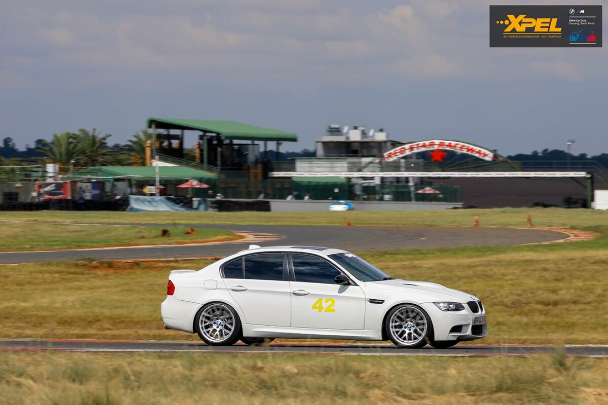 BMW2026TT2-0368-1 (Large).jpg