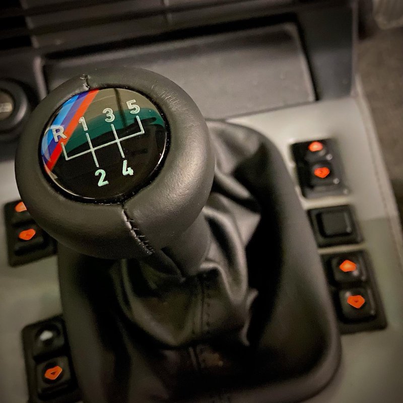 e28 interior 2.jpg