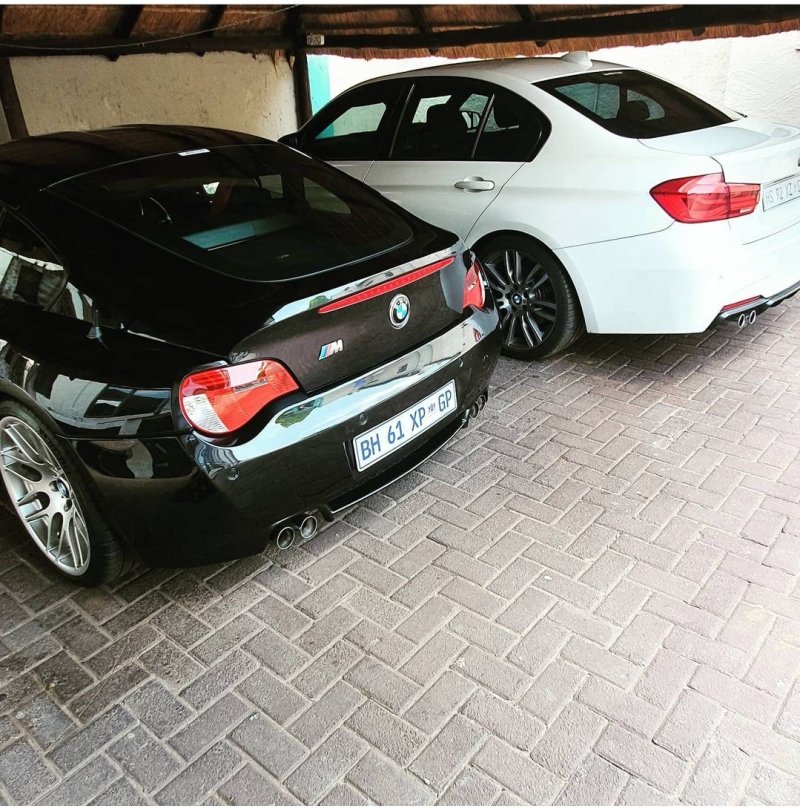 330d and z4m.jpg