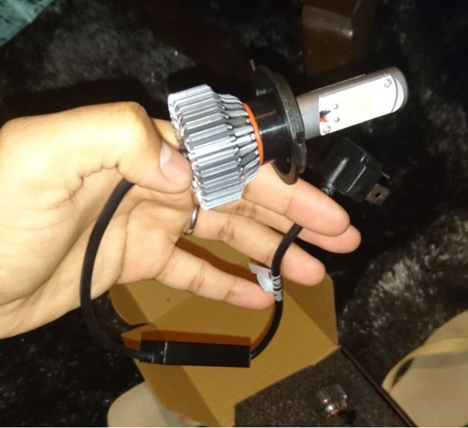 led2_7505082720.jpg