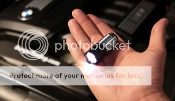 12v_LED_flashlight_BMW.jpg