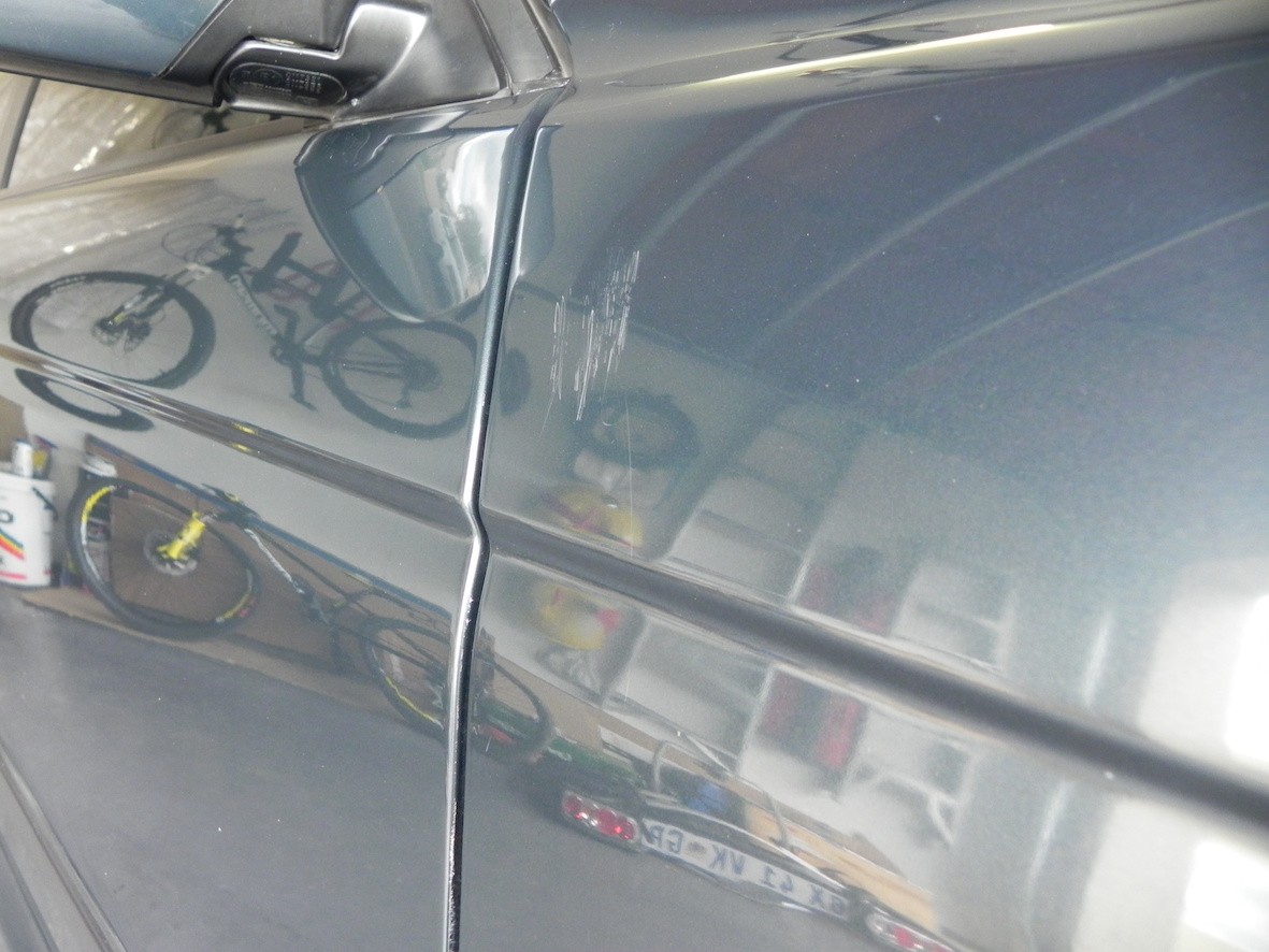 fender scratches_9959422815.jpg