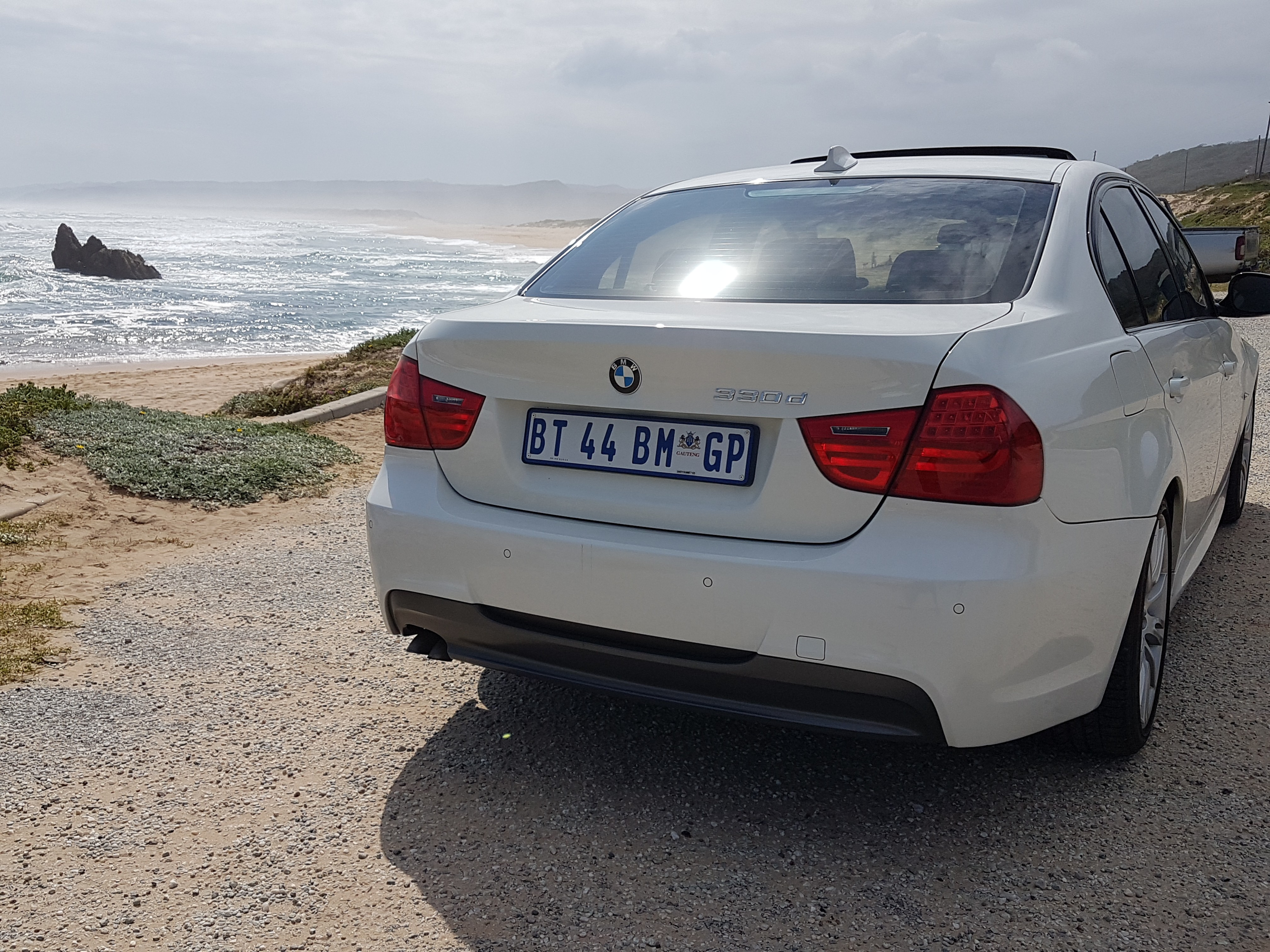 330d 4_8472573667.jpg