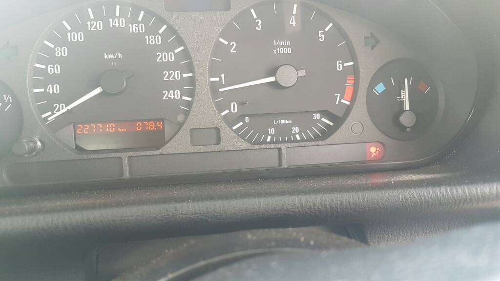 Reset airbag light e36 help needed |