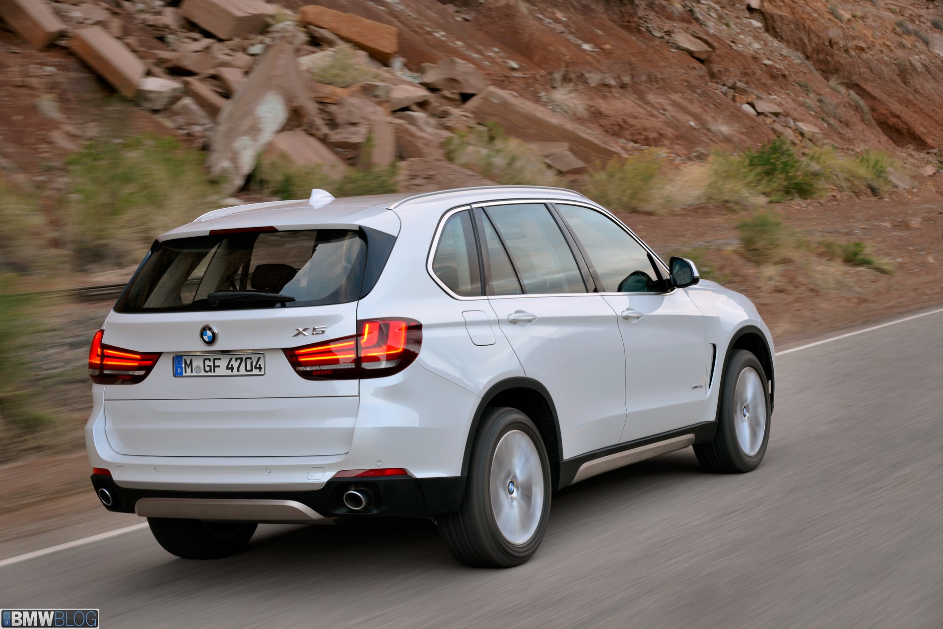 2014-bmw-x5-exterior-49.jpg