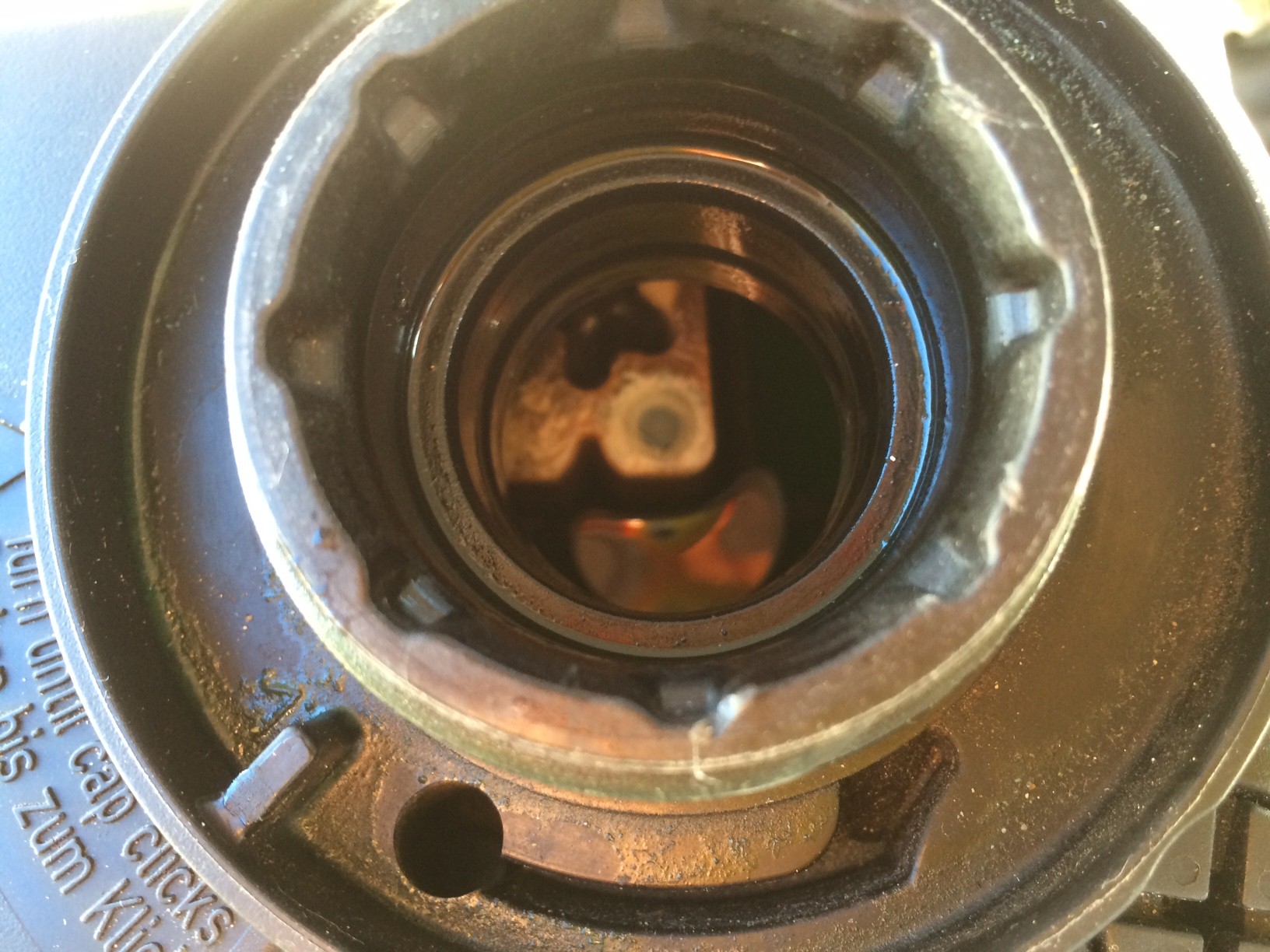coolant inlet_7916374104.jpg