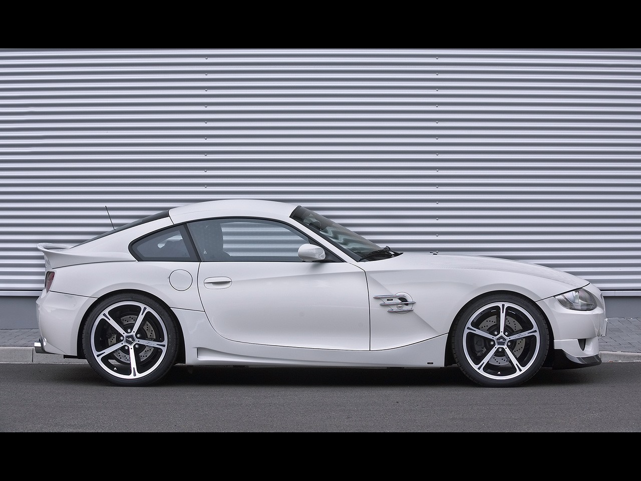 bmw-z4-m-coupe-8_5172305353.jpg