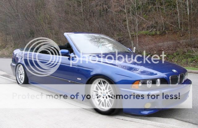 bmwm5blju.jpg
