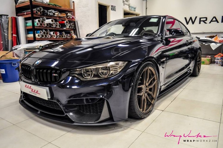 Midnight-Blue-BMW-M4-10-750x498.jpg