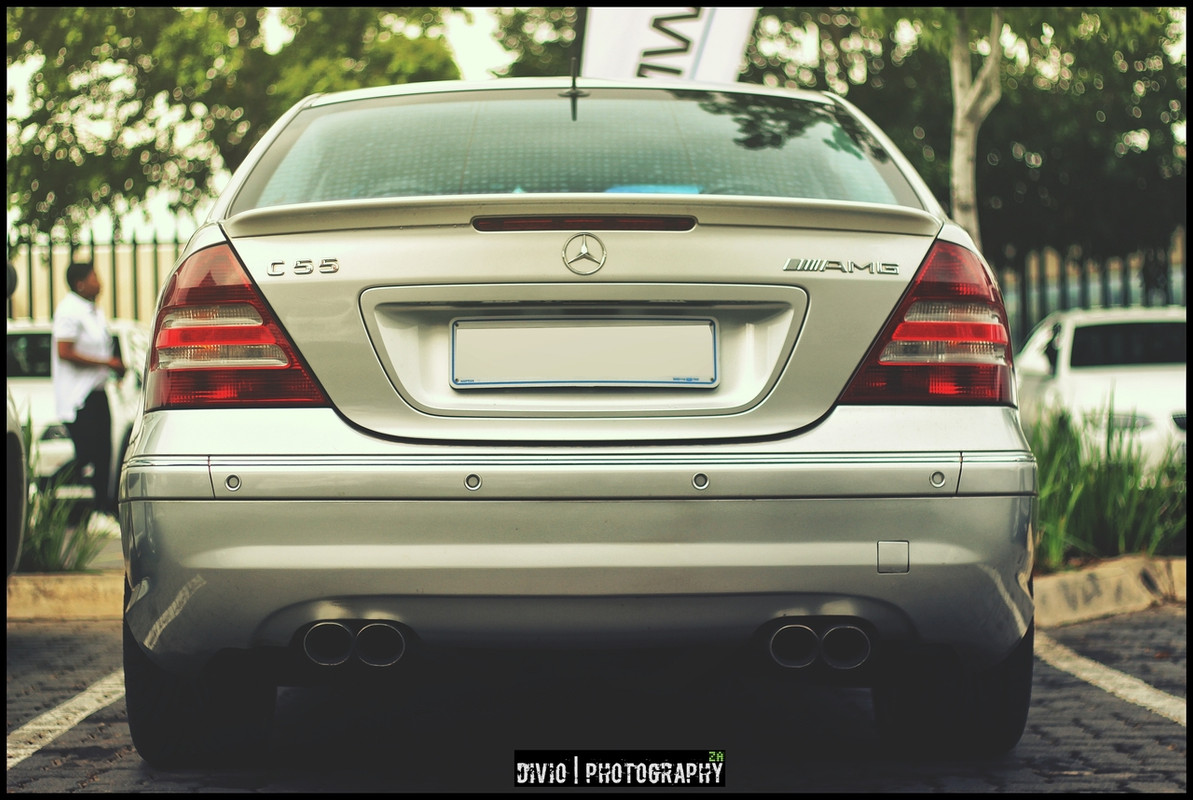 BMW_Fanatics_Carsn_Coffee_2014_Cent_Divio_photogr.jpg