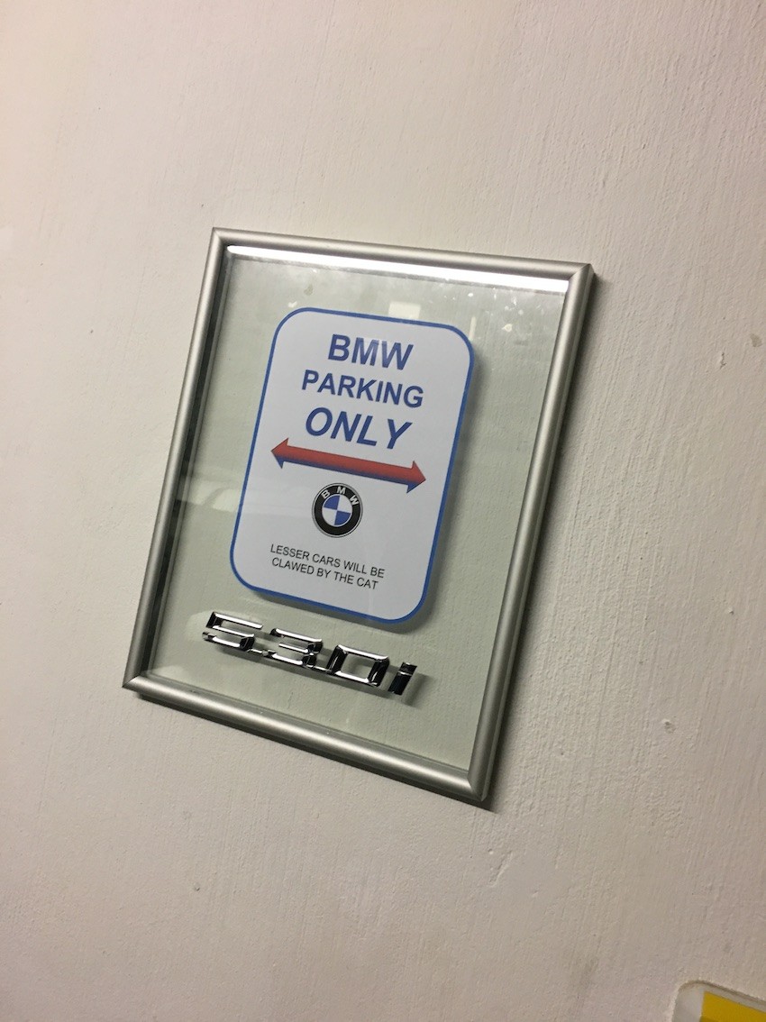 parking spot_2283072634.jpg