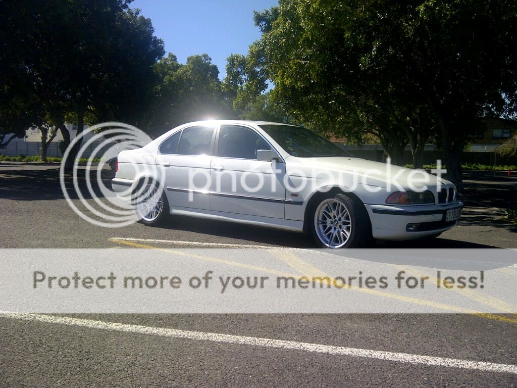 e39with18inchrims003.jpg