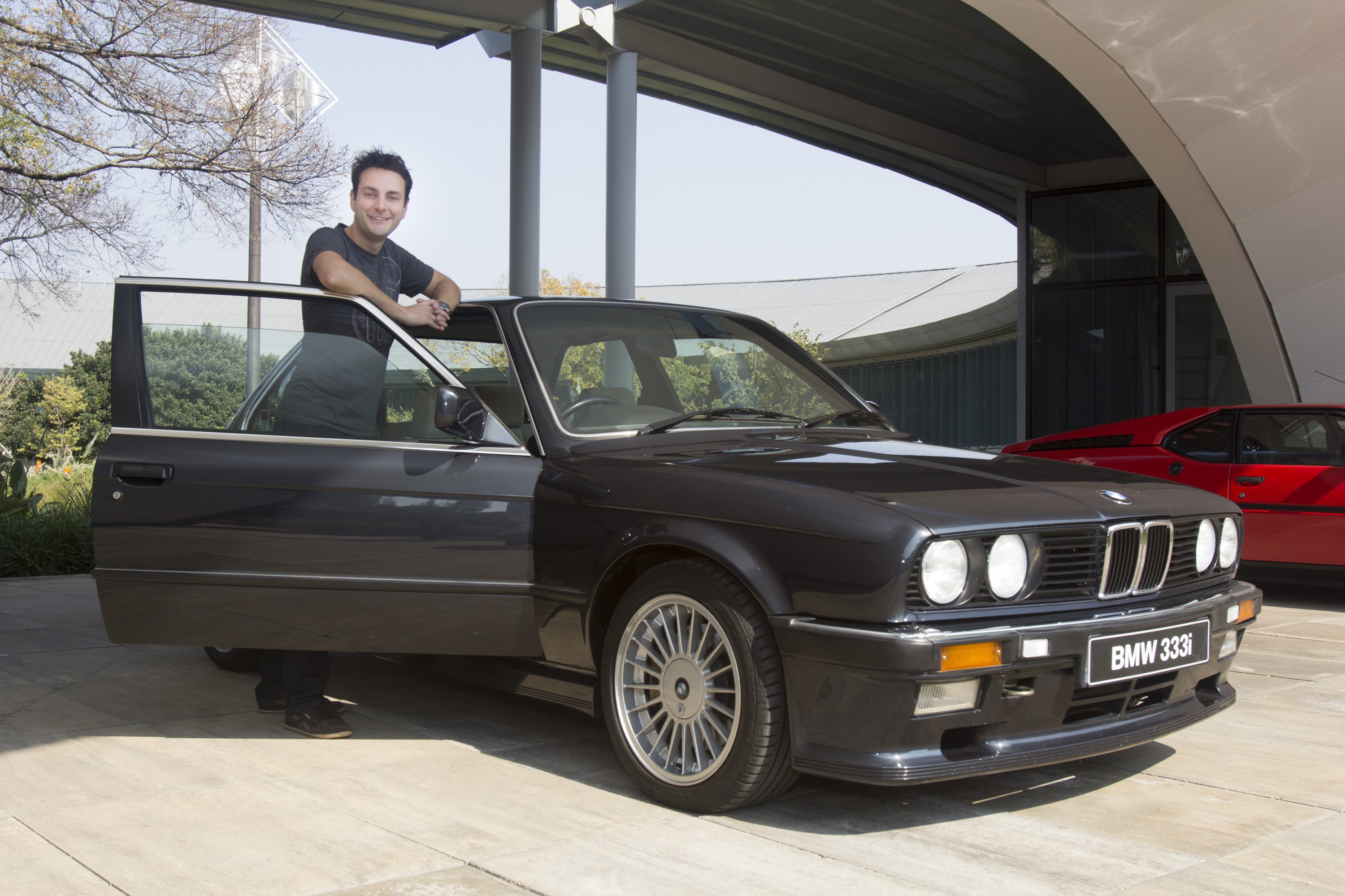 bmw h3_1521858875.jpg