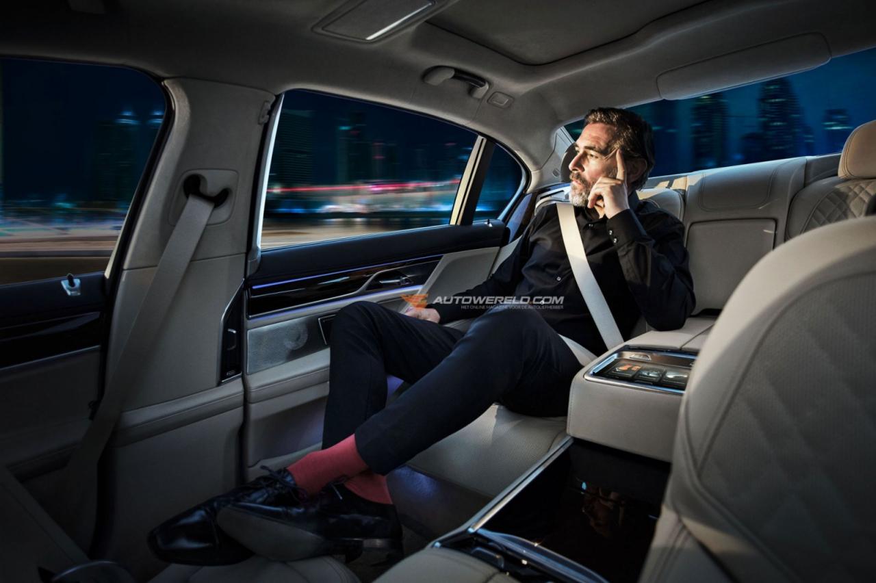 2016-BMW-7-Series-Photo-Leak-10.jpg
