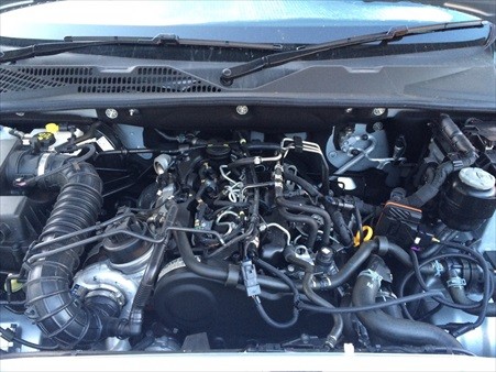 amarok engine bay_8758620526.jpg