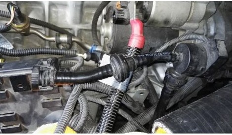 low side pcv system 2_3400110052.jpg