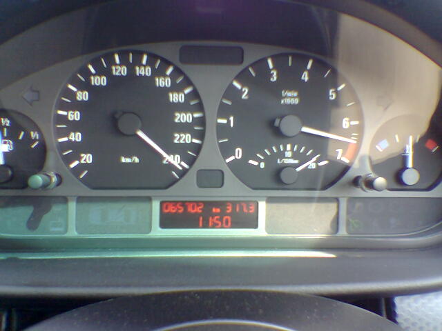 E46_325i_Top_Speed.jpg