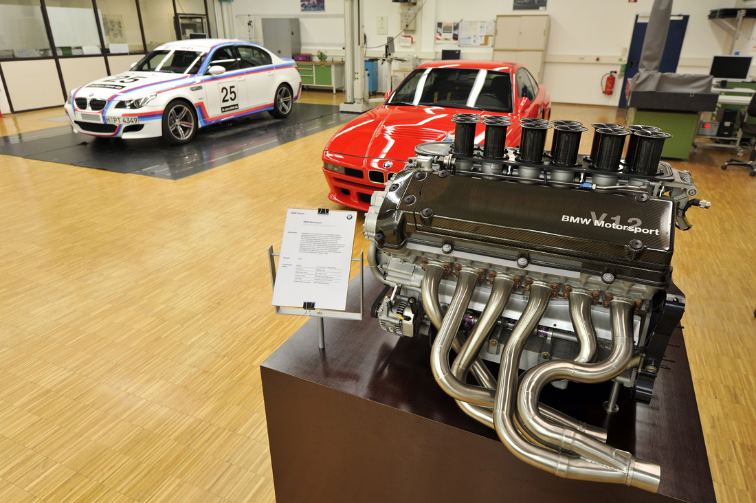 bmw_secret_garage21.jpg
