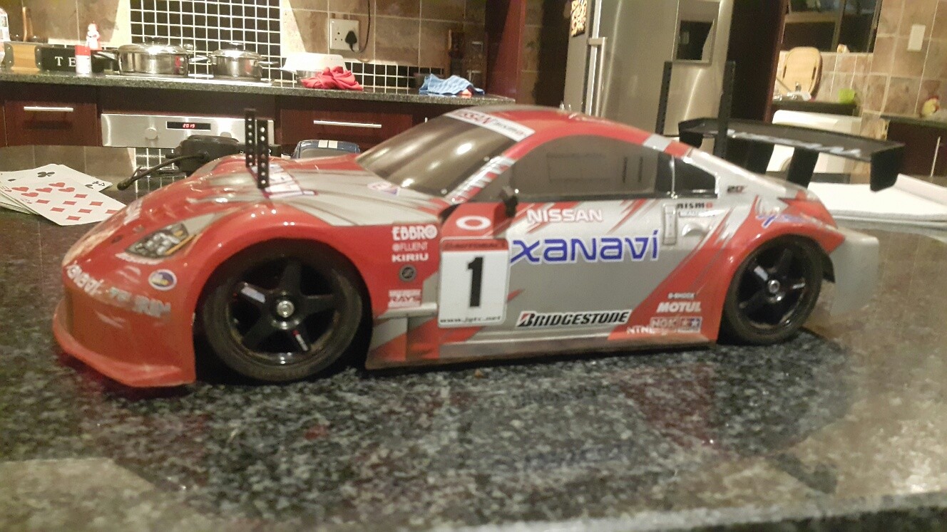 nissan_3969175363.jpg
