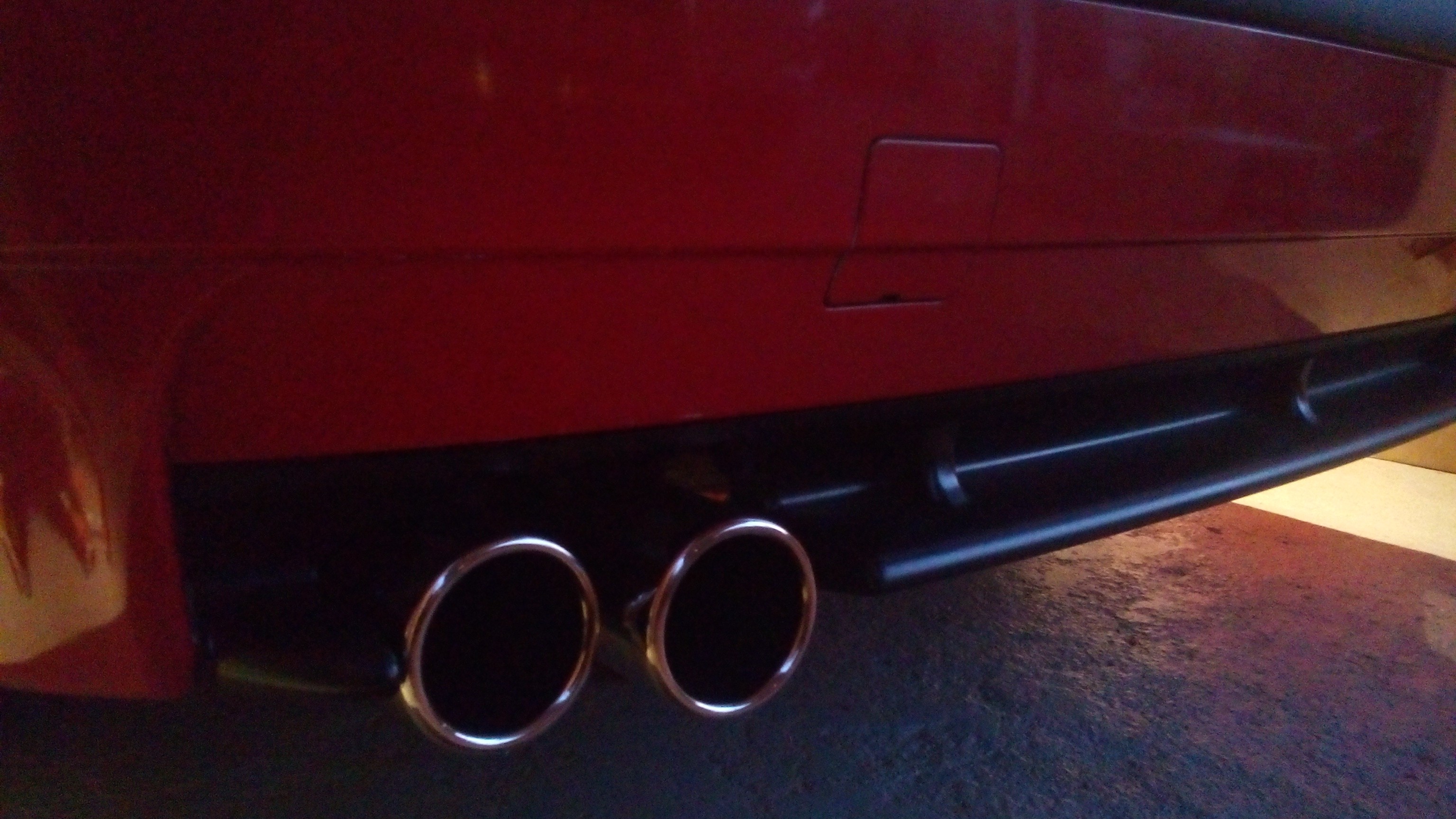 exhaust_tips_4030558876.jpg