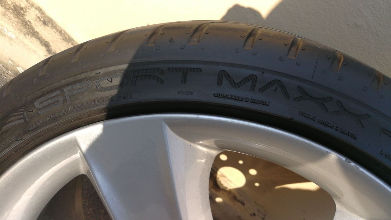 tire 1_2616515429.jpg