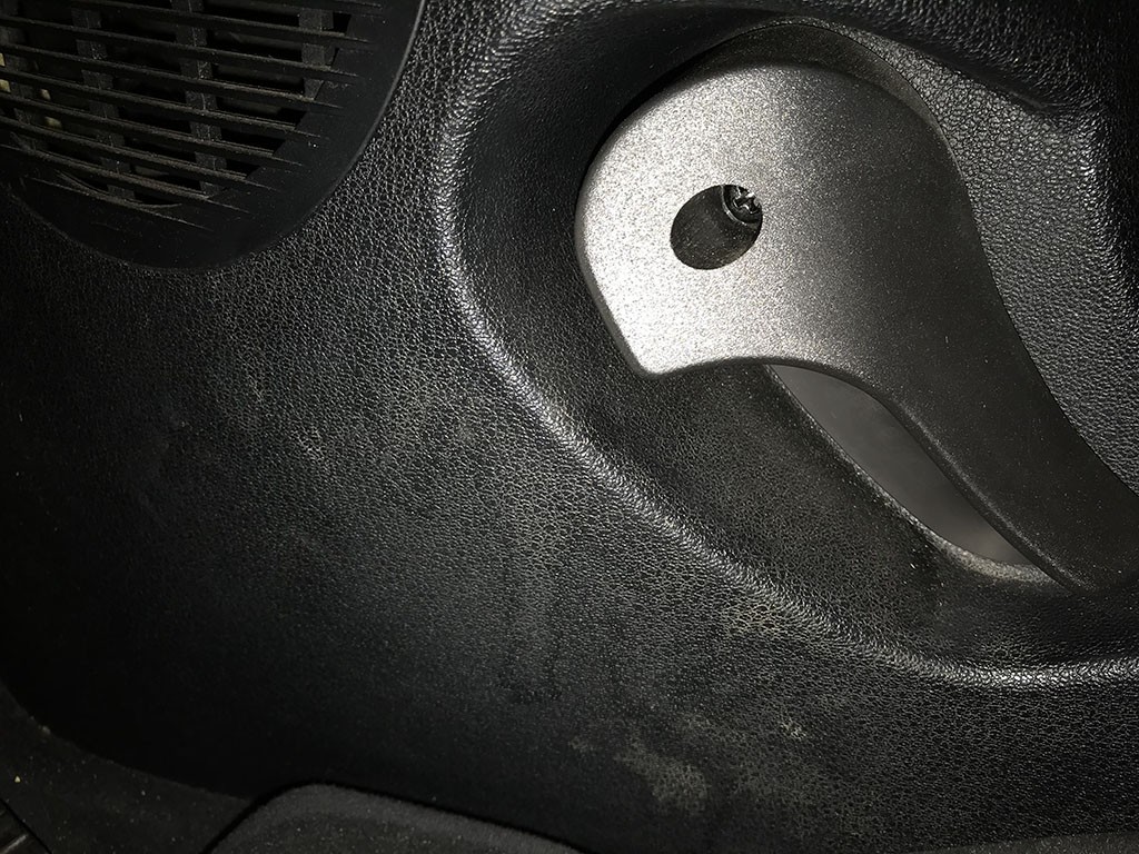 bonet latch_1120597752.jpg