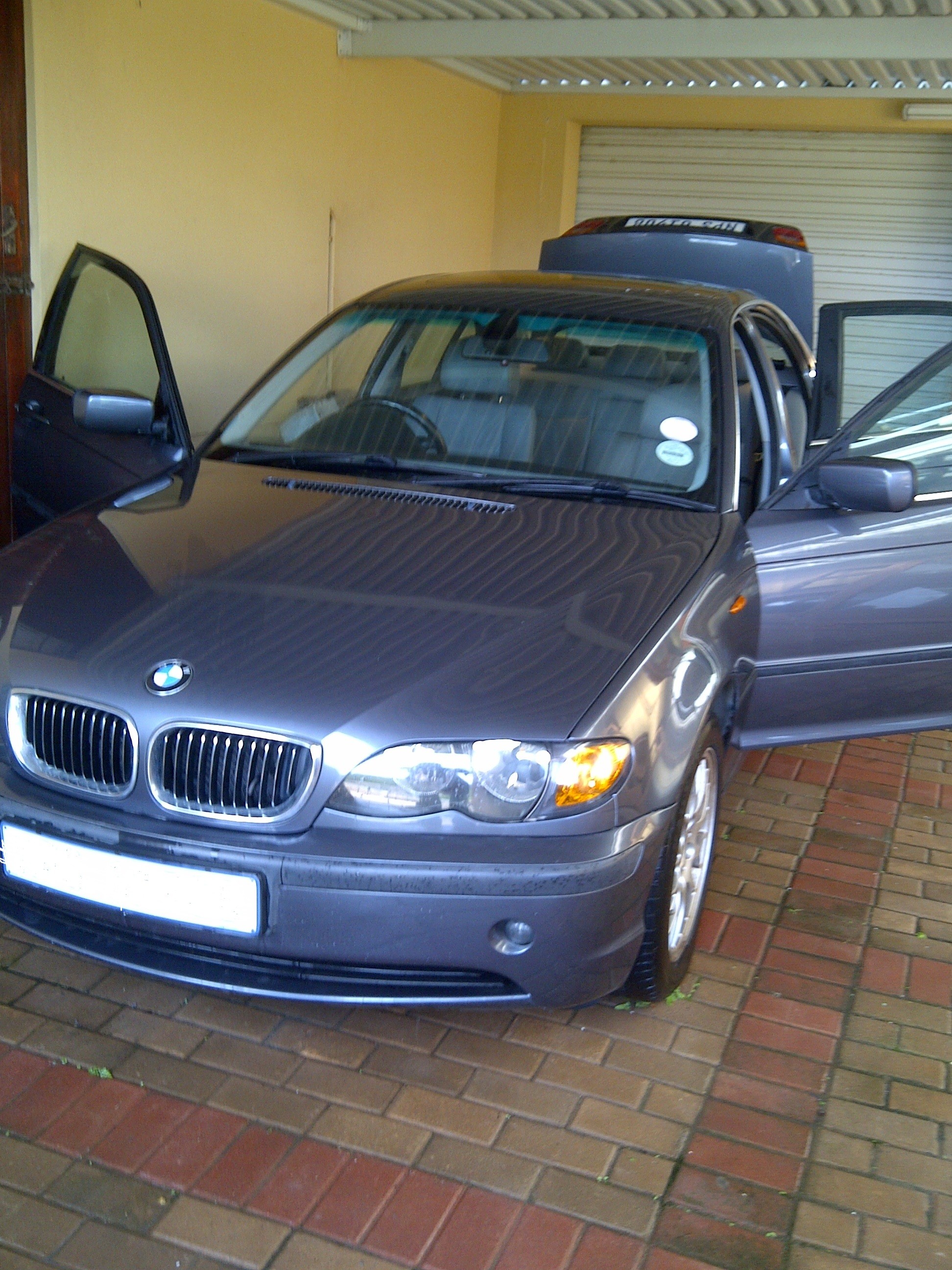 bmw 1_3536573159.jpg