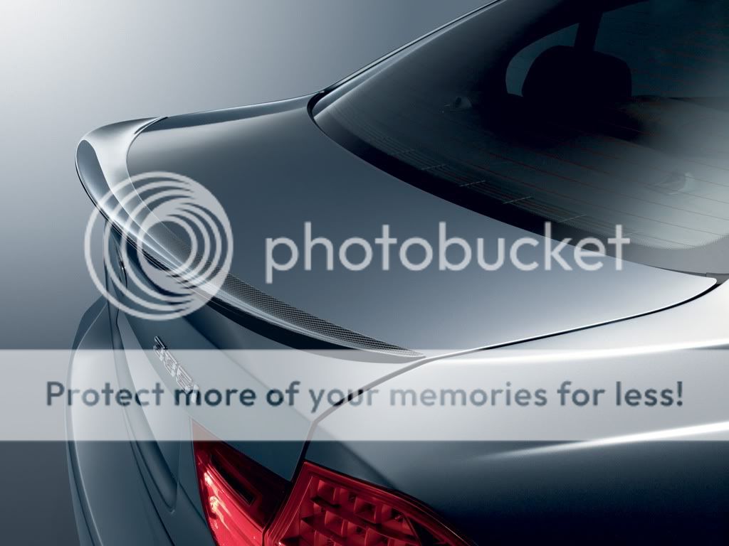 E90trunkSpoiler1.jpg