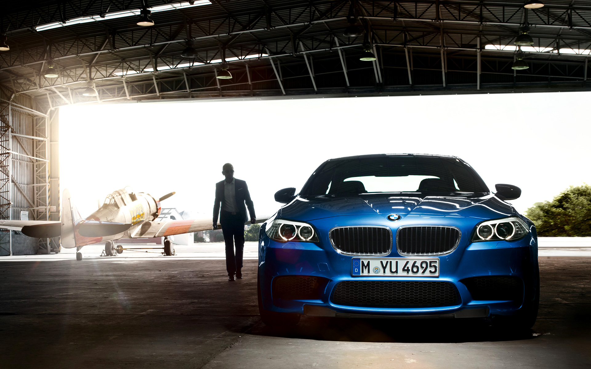 2012-bmw-m5-wallpaper-101.jpg