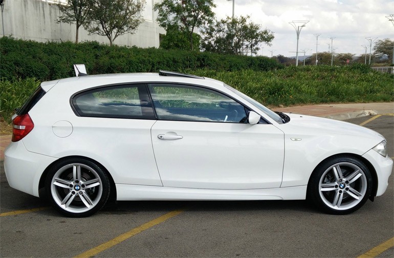 130i side_4086316670.jpg