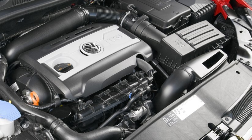 engine_3112198468.jpg