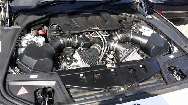 2ZLu957l.jpg