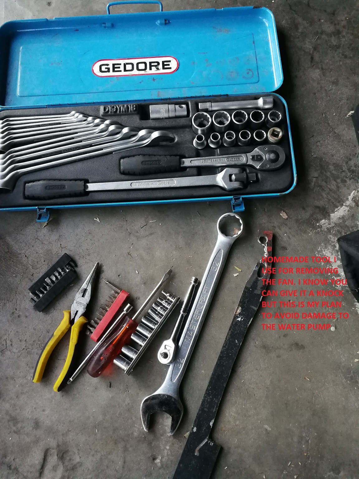 tools_2781489375.jpg